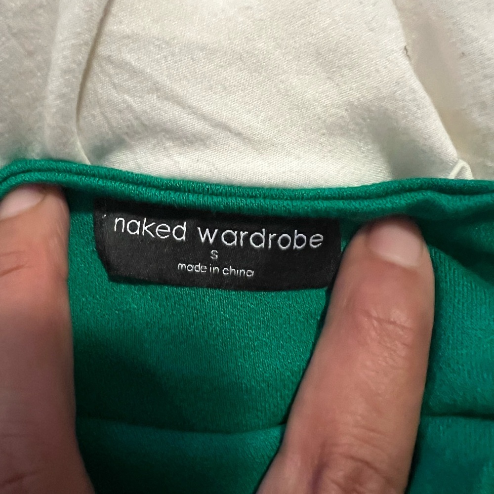 naked wardrobe Emerald Green Sleeveless Crop Top - Picture 2 of 2